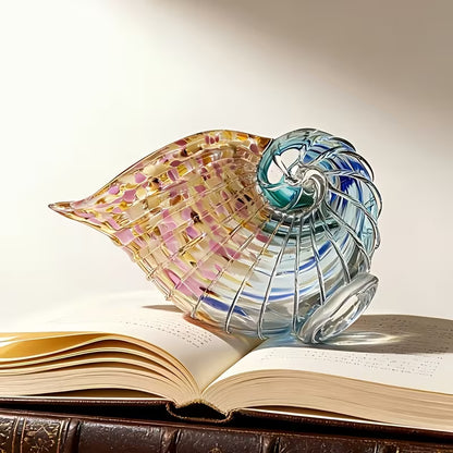Hand-Blown Glass Conch Vase – Elegant Seashell Decorative Accent