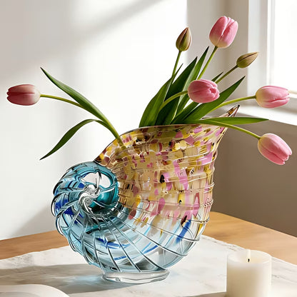 Hand-Blown Glass Conch Vase – Elegant Seashell Decorative Accent