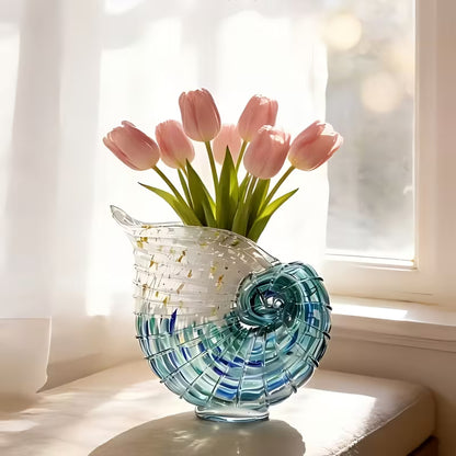 Hand-Blown Glass Conch Vase – Elegant Seashell Decorative Accent